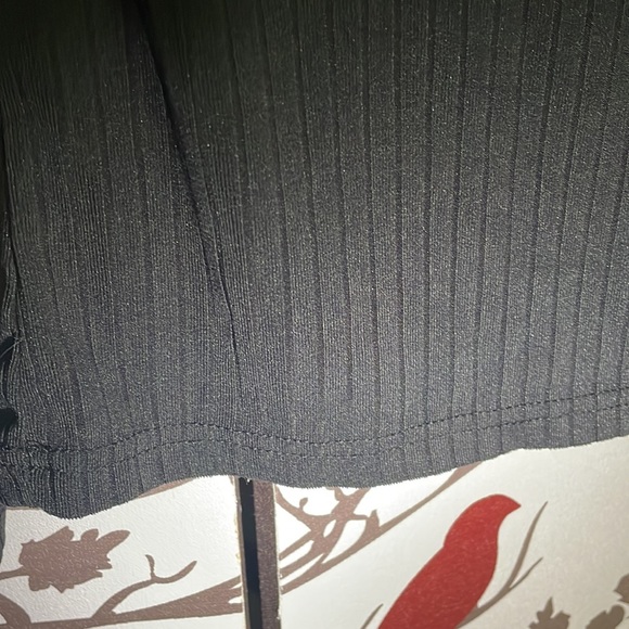 MAJORA Black Turtle Neck Long Sleeve NWOT PRICE DROP‼️ $22 - Picture 3 of 7